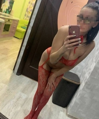 Моя улыбка и шаловливые глаза сведут с ума! 💋
Я живу в Москве, и мой опыт и креативность помогут нам создать незабываемые моменты вместе. У меня широкий спектр услуг, которые удовлетворят любые ваши желания.
✨ Массаж, интим-услуги, ролевые игры, стриптиз – все это доступно для тебя.
Мои клиенты говорят, что я умею создавать неповторимую атмосферу и подарить им невероятное удовольствие. 🔥
У меня есть фото, чтобы ты мог убедиться в моей красоте и сексуальности. Ты не разочаруешься, ведь я знаю, как сделать вечер ярким и незабываемым! 💃
Не упусти возможность провести время со мной. Звони и договоримся о встрече в Москве. Жду тебя! 💖 Мила