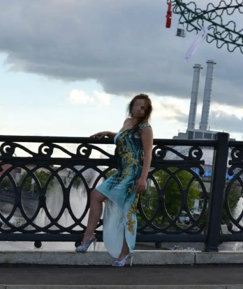 Живу в Москве и готова подарить тебе море наслаждений и эмоций. 💋
Мои услуги настолько разнообразны, что ты точно найдешь то, что искал. От нежных эротических массажей, страстных игр в ролевые сценки, до приятных компаний на различные мероприятия. Я умею делать так, что ты почувствуешь себя в седьмом небе от наслаждения. ✨
Не верь на слово? Мои отзывы говорят сами за себя. Мои клиенты остаются в полном восторге от сладострастных мгновений, проведенных со мной. Так что, не упусти возможность окунуться в мой мир незабываемых удовольствий. 💫
📸 На моих фото ты сможешь увидеть всю мою красоту и очарование. Я стараюсь выглядеть безупречно всегда, чтобы ты получил максимум удовольствия от нашей встречи. Открой глаза на новые грани наслаждения вместе со мной.💎
Не медли, свяжись со мной, и моя нежность и опыт воплотятся в жизнь твоих самых пошлых фантазий. Жду тебя, чтобы создать незабываемые моменты в Москве. 🌹 Оля